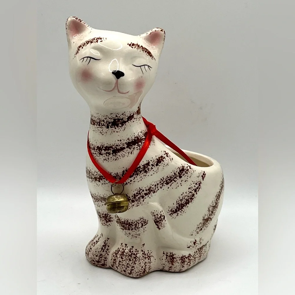 Vintage Ceramic Hand Painted White Striped Cat Close Eyes Planter Red Bow 6 in